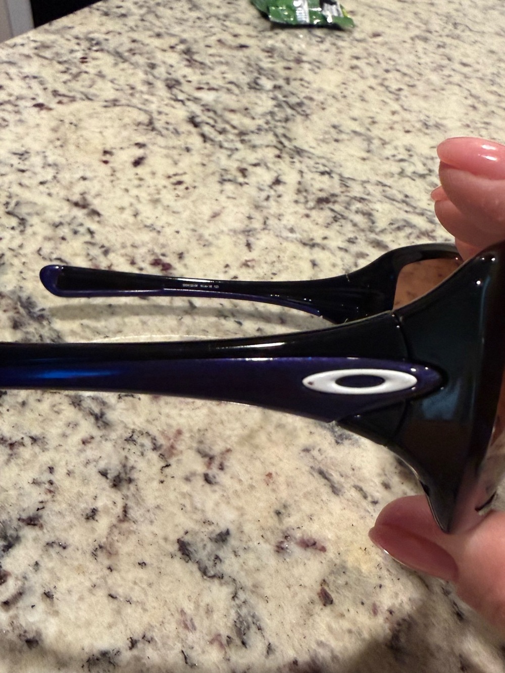 Oakley Women's Black and Purple Sunglasses with brown Lenses - Picture 4 of 4